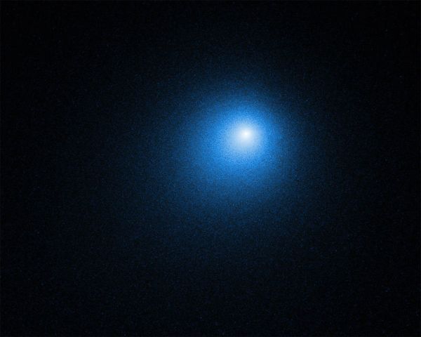 NASA Telescopes Take a Close Look at the Brightest Comet of 2018
